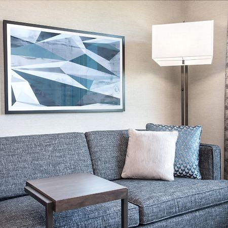 Holiday Inn Boston Logan Airport - Chelsea By Ihg Buitenkant foto