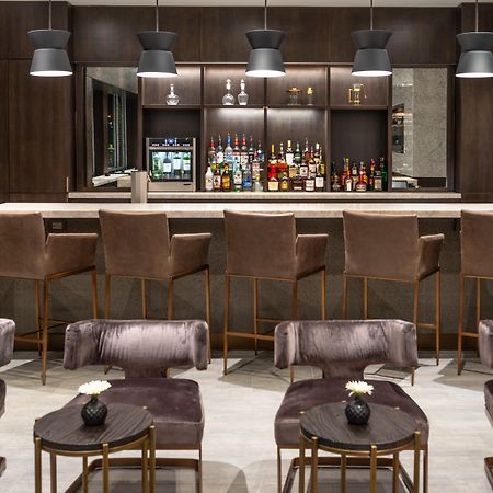 Holiday Inn Boston Logan Airport - Chelsea By Ihg Buitenkant foto