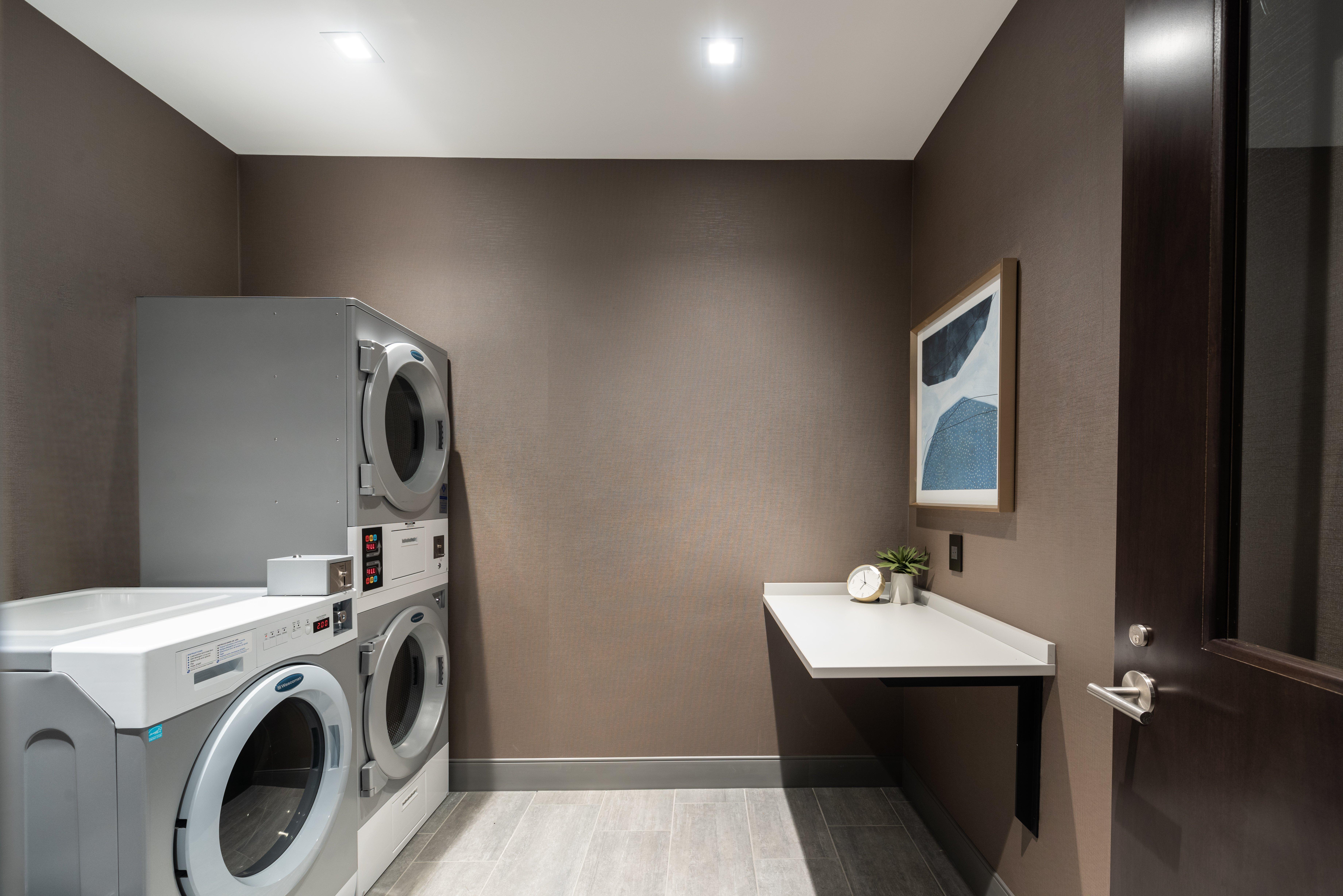 Holiday Inn Boston Logan Airport - Chelsea By Ihg Buitenkant foto