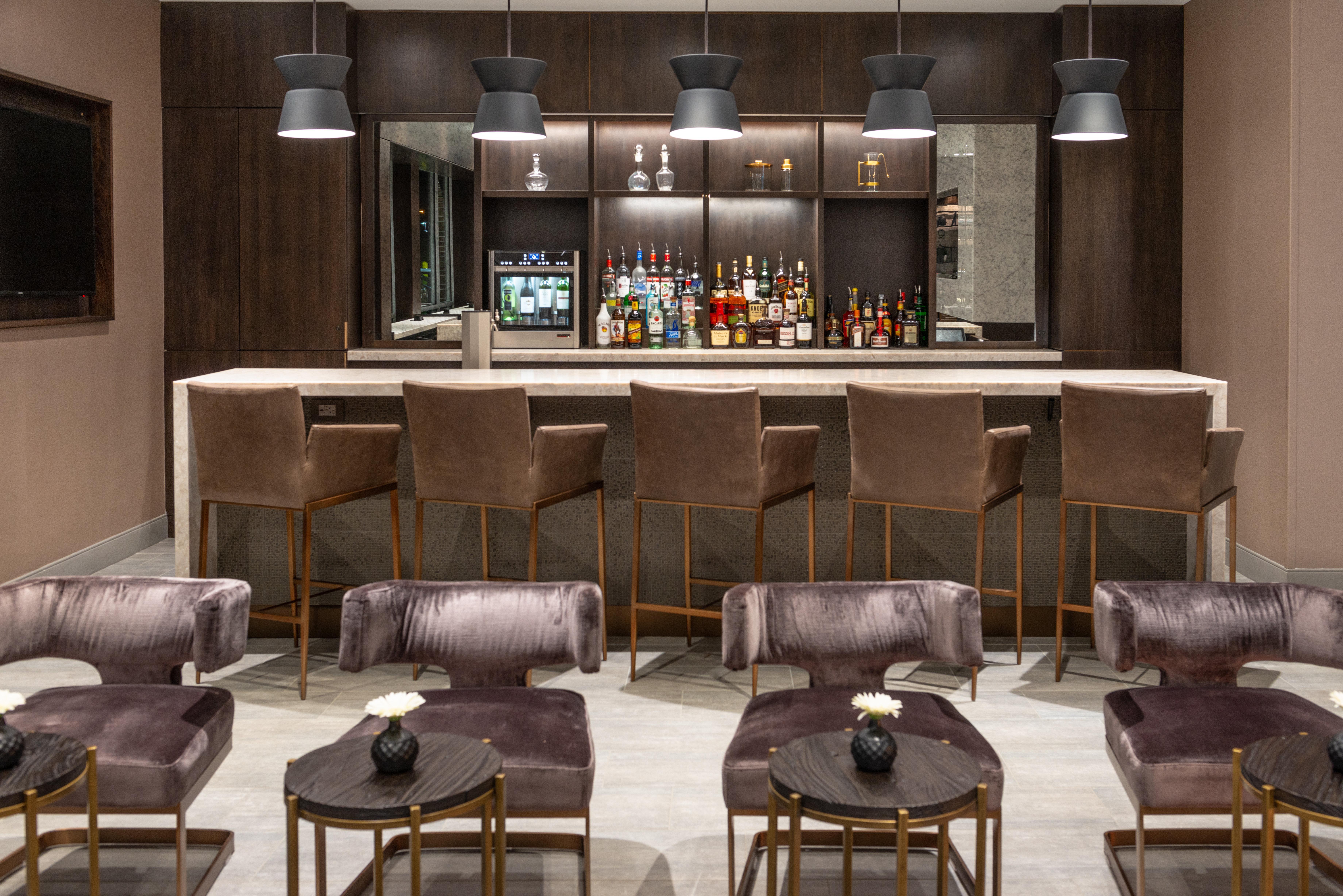 Holiday Inn Boston Logan Airport - Chelsea By Ihg Buitenkant foto